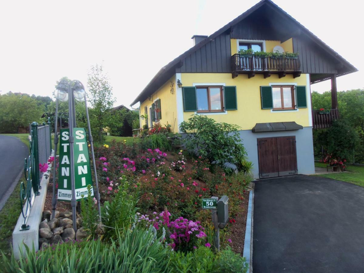 Obstbau und Gästezimmer Stani Kitzeck im Sausal Exterior foto