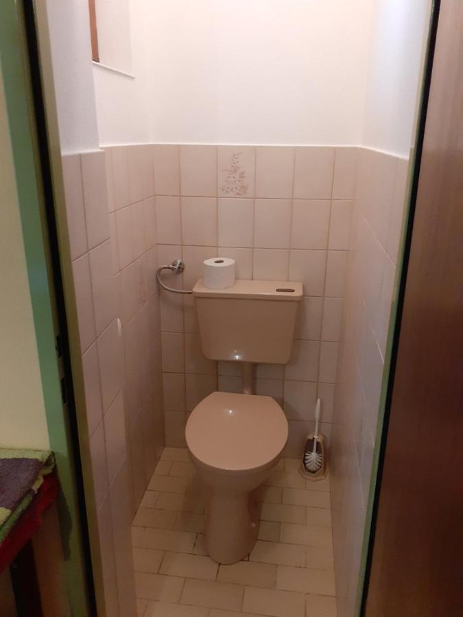 Obstbau und Gästezimmer Stani Kitzeck im Sausal Exterior foto