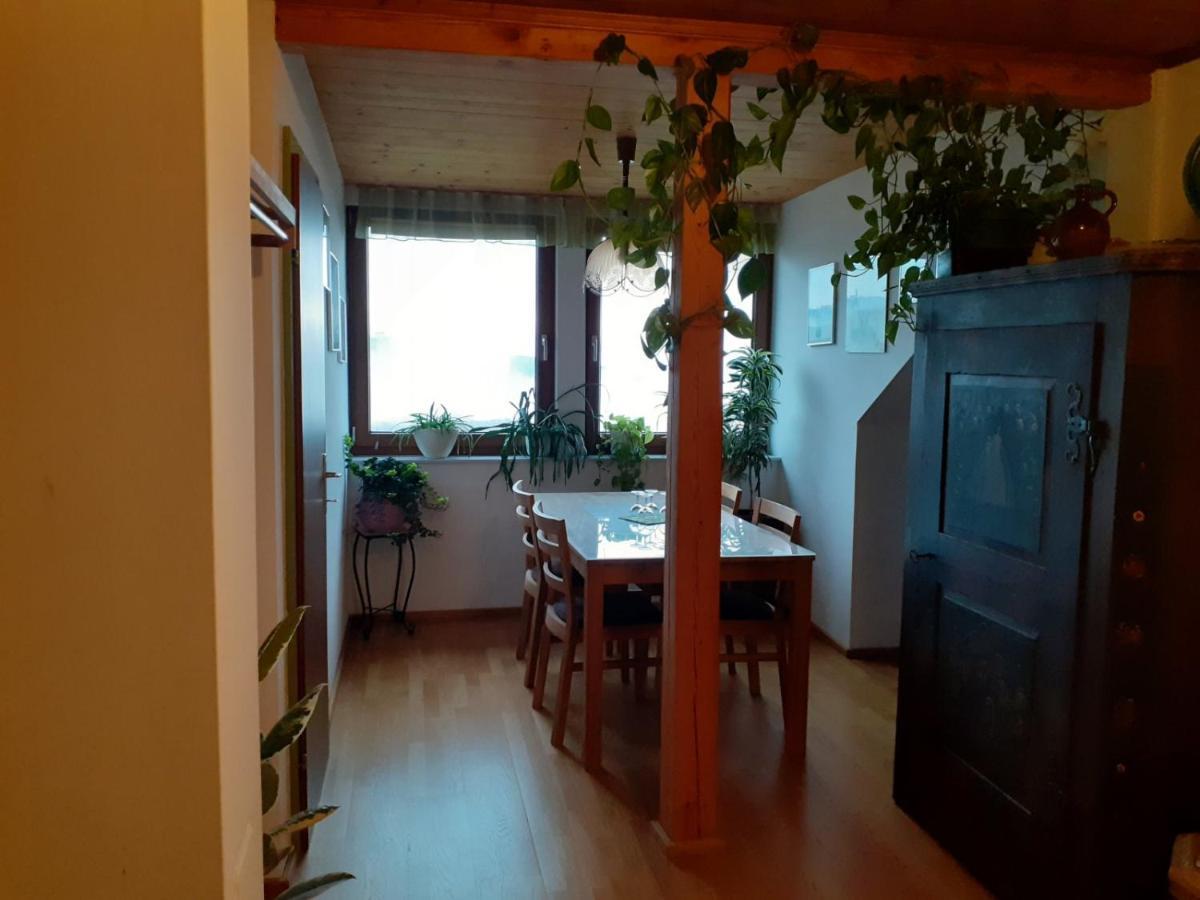 Obstbau und Gästezimmer Stani Kitzeck im Sausal Exterior foto